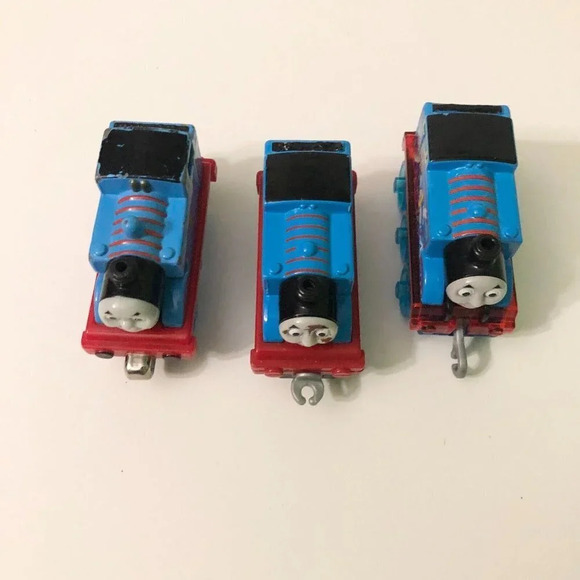 Assorted Lot of Thomas The Train Toys Clarabel Train Bertie the  Bus - Picture 6 of 16